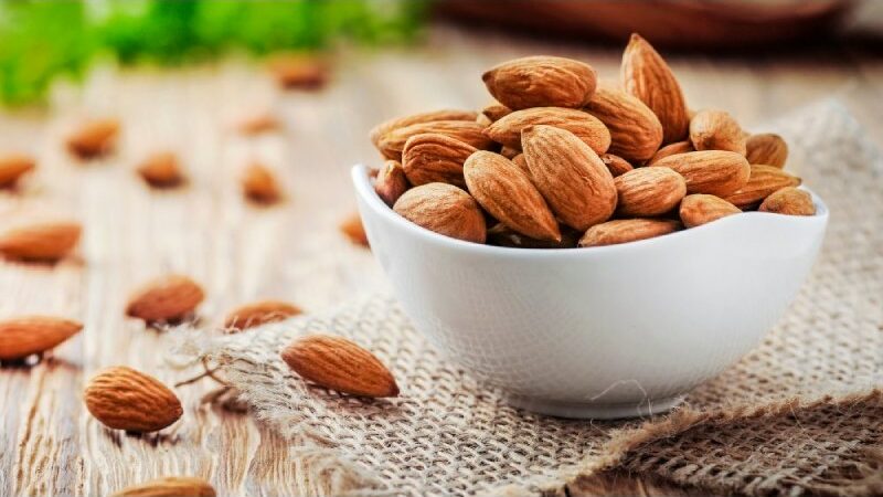 10 Reasons To Eat 3 Almonds In The Morning For Everyone