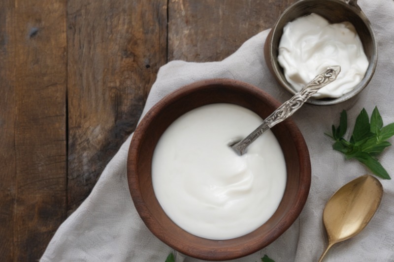 5 Advantages Of Eating Curd With Sugar In The Morning