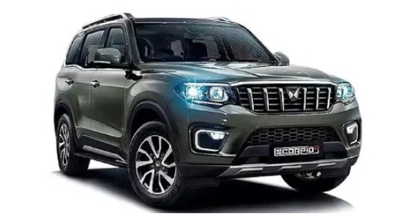 Mahindra XUV700 Is Getting 2 New Colour Schemes