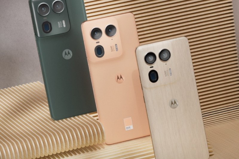 Motorola Released The Limited Edition Moto X50 Ultra Soft Peach