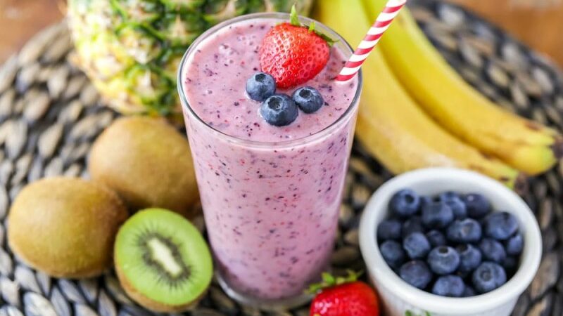 Smoothie With 5 Frozen Fruits To Control Your Heart Health During Monsoon