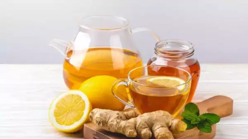 5 Incredible Advantages Of Lemon Turmeric Water To Improve Digestion, Immunity, And Lose Weight