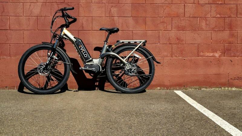 7 Reasons to Make E-Bikes Part of Your Healthy Lifestyle