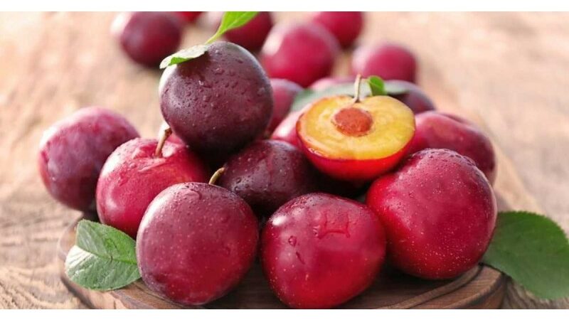 Plums Health Benefits Include Boosting Blood Sugar, Bone, Skin, And Heart Health