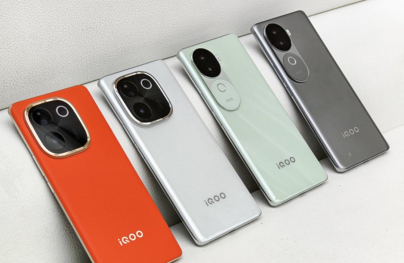 iQOO Z9s and Z9s Pro Unveiled in India With Curved AMOLED Display and a Slim Design