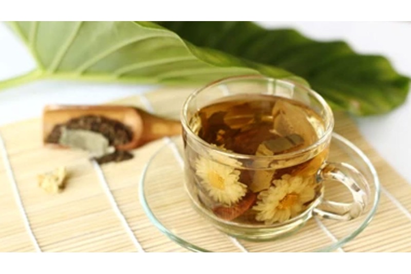 7 Benefits Of Drinking Lotus Leaf Tea For Good Health