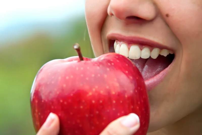 Best Diet for Dental Health Includes These Items to Stop Bad Breath and Treat Bleeding Gums