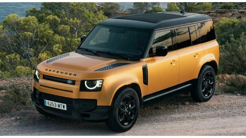 “Eivissa” Specials Inspired By The Land Rover Defender Ibiza Are Limited To 6 Units