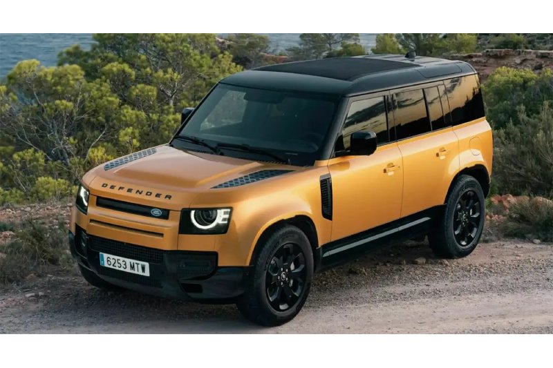 “Eivissa” Specials Inspired By The Land Rover Defender Ibiza Are Limited To 6 Units