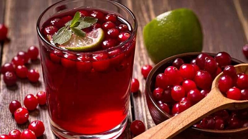 Cranberry Juice Health Benefits: Including Lowering Wrinkles, Boosting Immunity, and Preventing Cancer