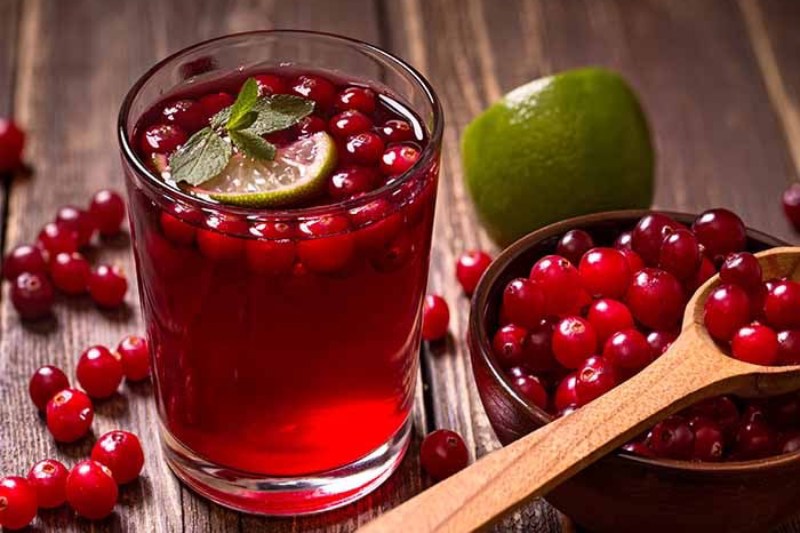 Cranberry Juice Health Benefits: Including Lowering Wrinkles, Boosting Immunity, and Preventing Cancer