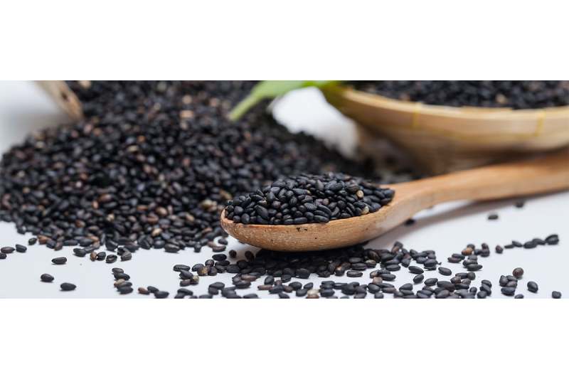 5 Black Seeds that Support Healthy Hair, Glowing Skin, and Better Digestion