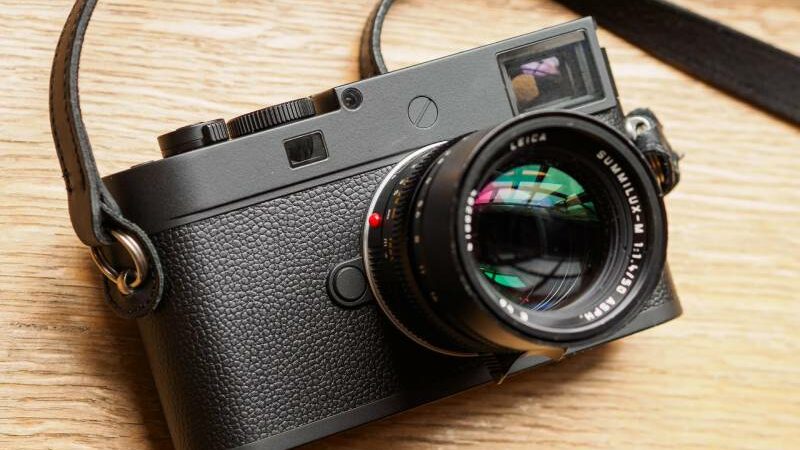 M11 Glossy Black Camera and Noctilux-M Lens are Unveiled by Leica