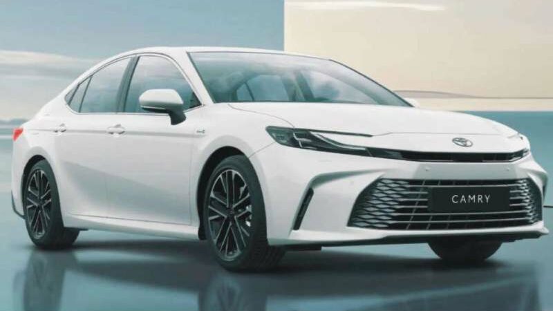 New Toyota Camry India Will Go on Sale on December 11 and is Probably Going to be Locally Assembled