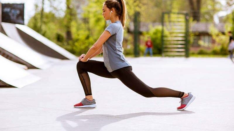 6 Reasons to Stretch Every Morning in the Winter