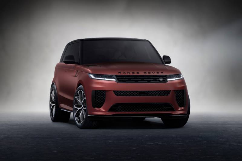 Made-in-India 2025 Range Rover Sport Introduced at 1.45 Crore